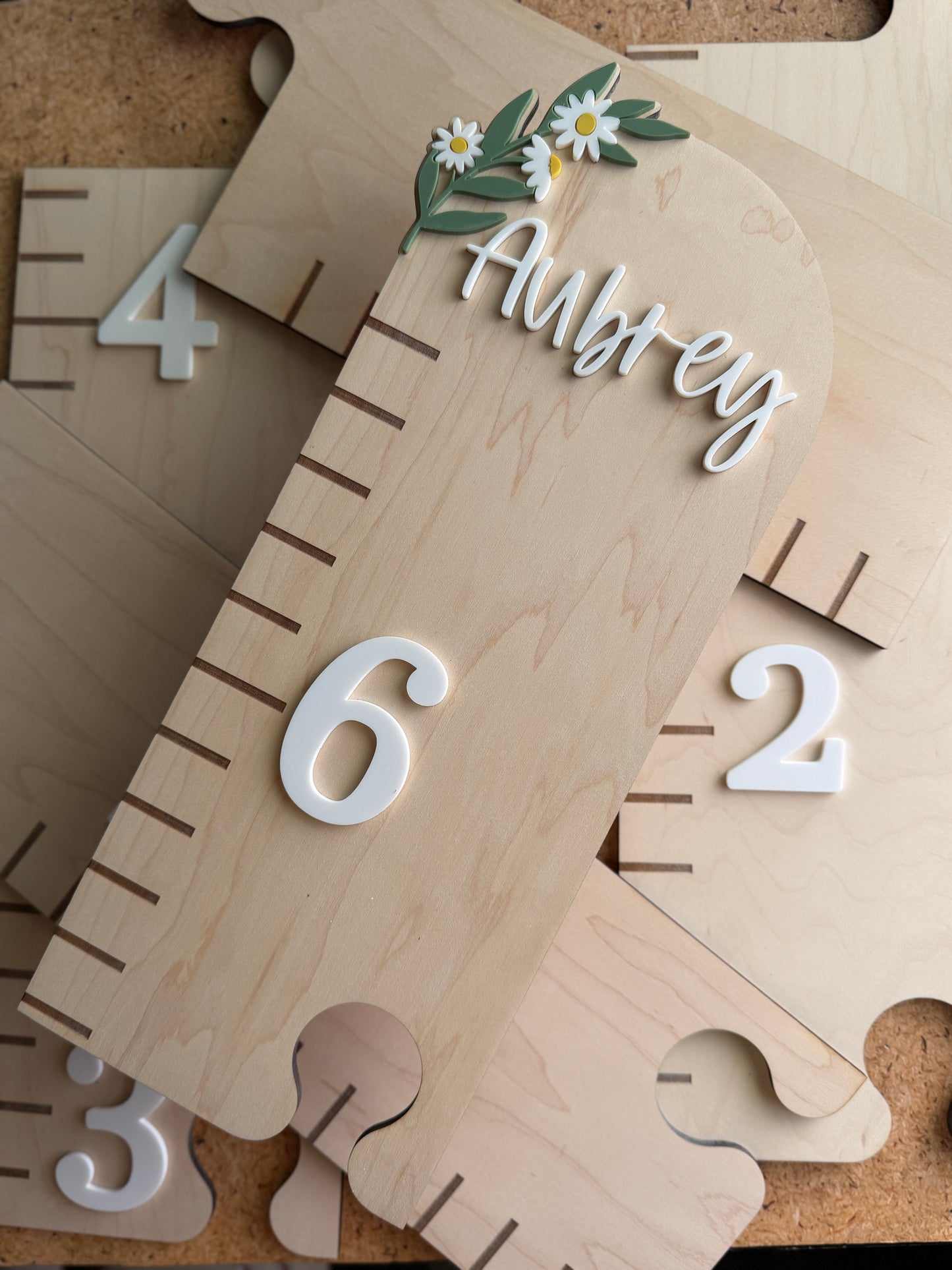 Daisy Puzzle Style Growth Chart