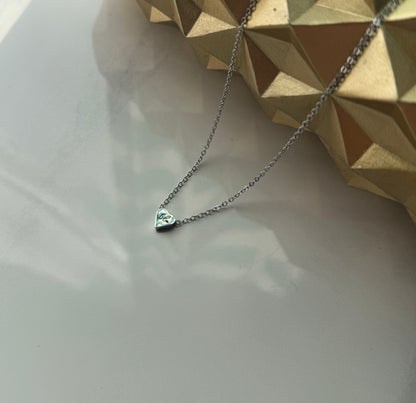 Dainty Heart Charm necklace
